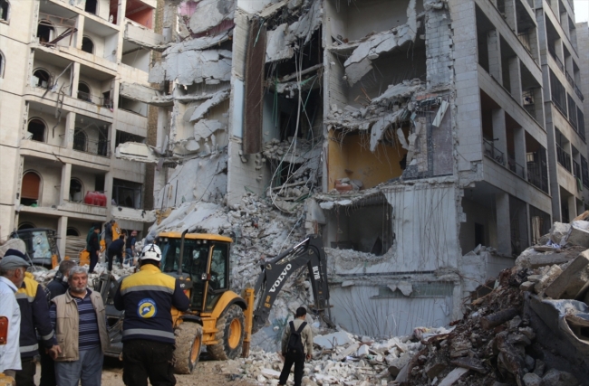 İdlib'deki patlamada ölü sayısı 28'e çıktı